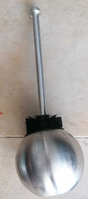 Suportes de WC, papel e piaçaba, 2 peças inox, por 5€