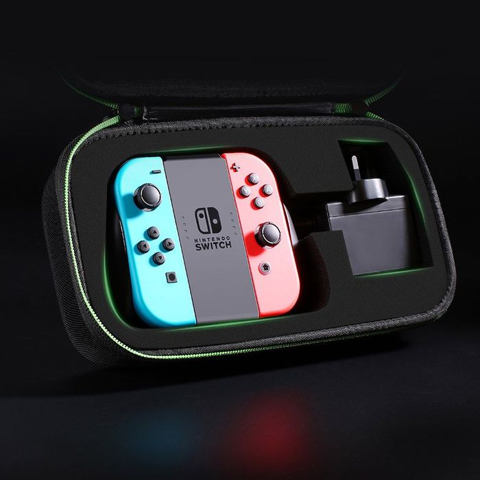 Etui pudełko na nintendo switch i akcesoria s czarny