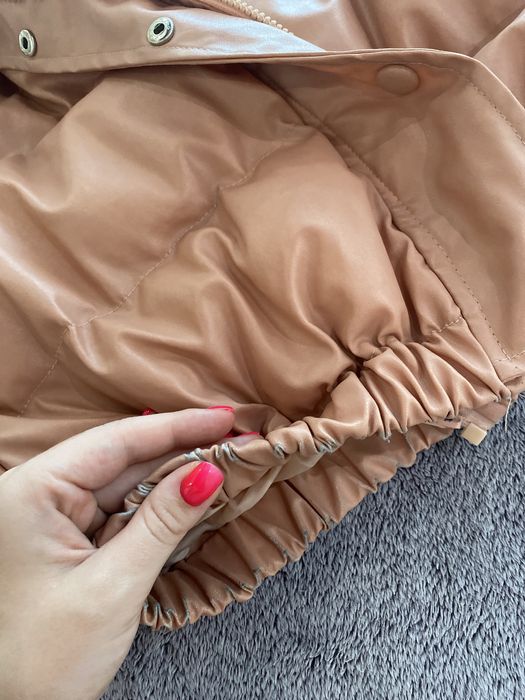 Шкіряна куртка бомбер