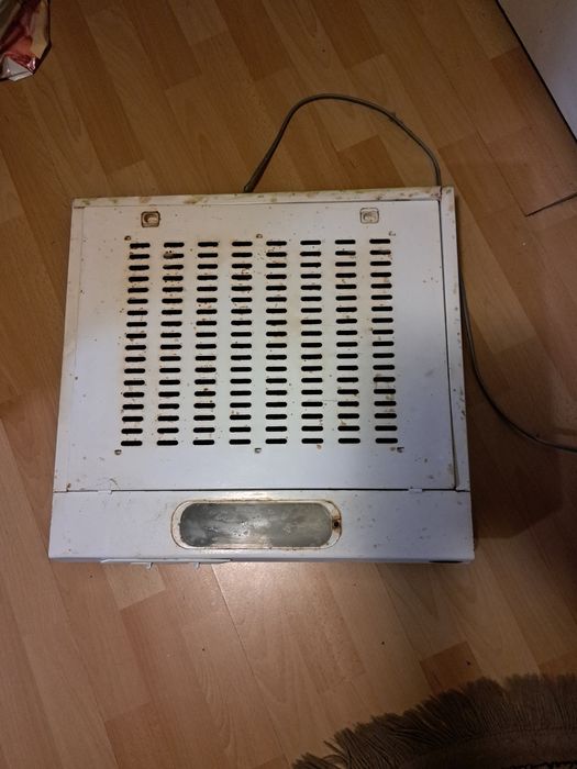 Sprzedam okap prawie nowy z filtrem