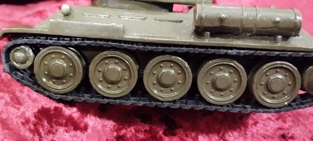 Танк Т 34  металевий 1:43 ссср