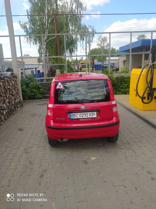 Автомобіль Panda