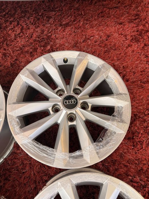 Jantes Audi 16 polegadas como novas
