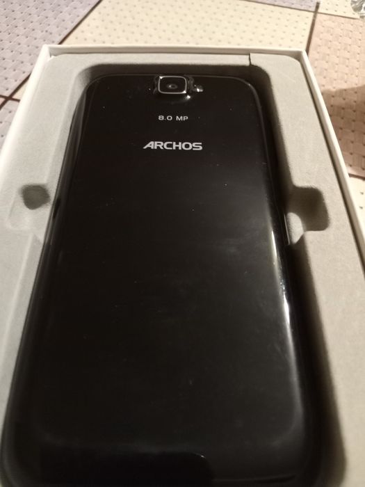 продам новий телефон.