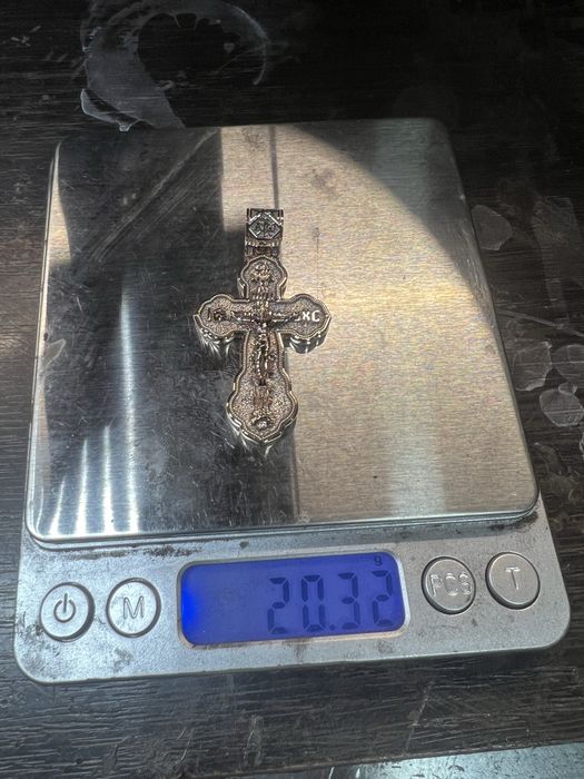 Золотой крест с Святыми