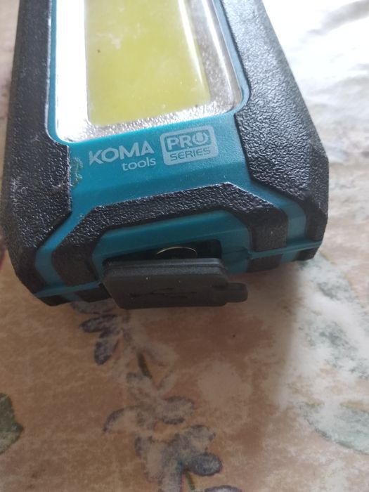 Ліхтар акумуляторний три положення світла