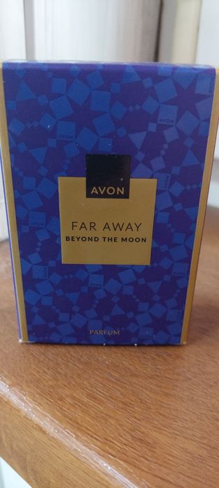 Far Away perfuma