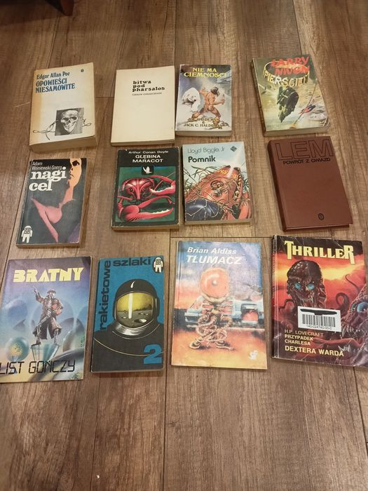 Zestaw 12 książek fantastyka