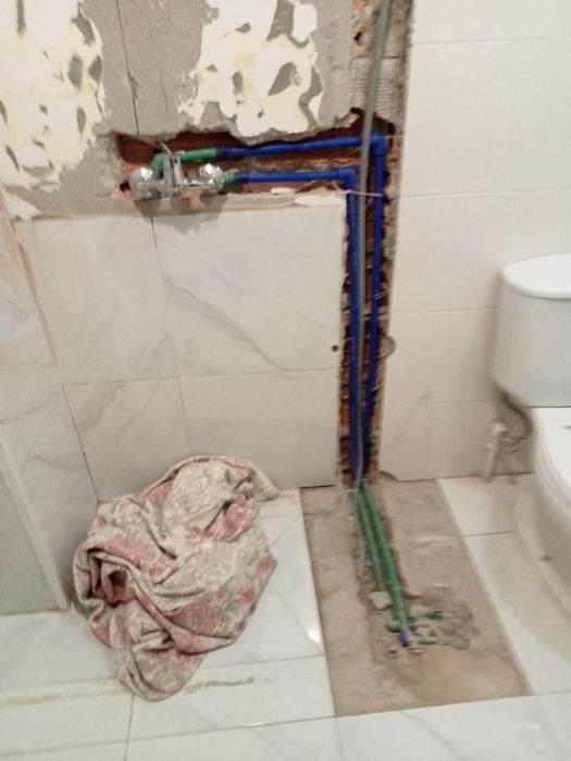 Trabalhos de trolha pintura e canalização