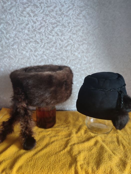 Продаю  шапки.шляпы.разные.