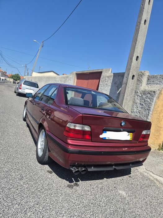 Bmw e36 325tds sedan