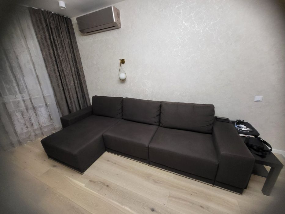 Продам угловой диван