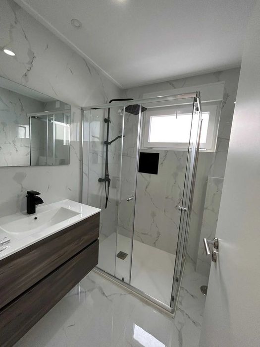 Pedreiro Pintor e Carpinteiro