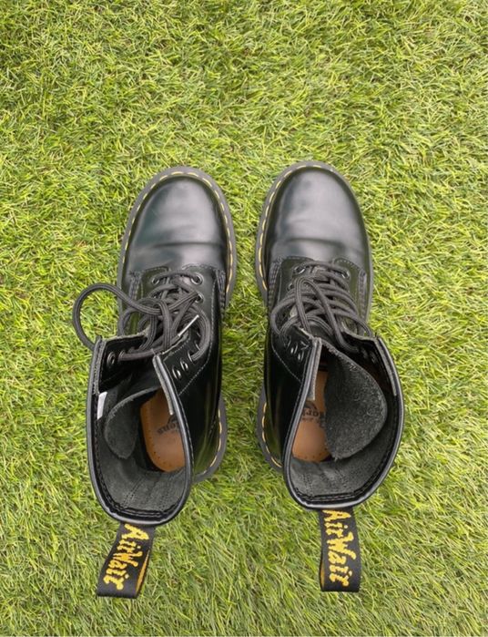 Botas Dr Martens pretas de pele nr 37