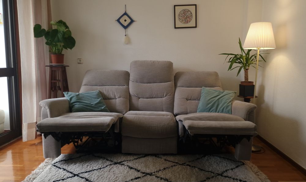 Sofá reclinável-muito bom estado