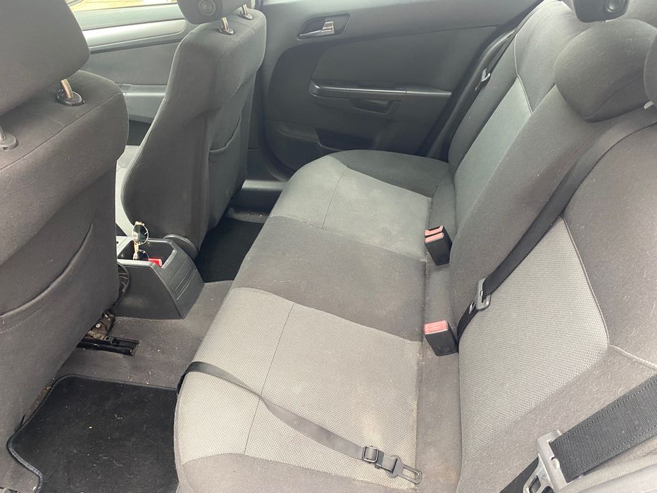 Opel Astra  uma mão de livrete