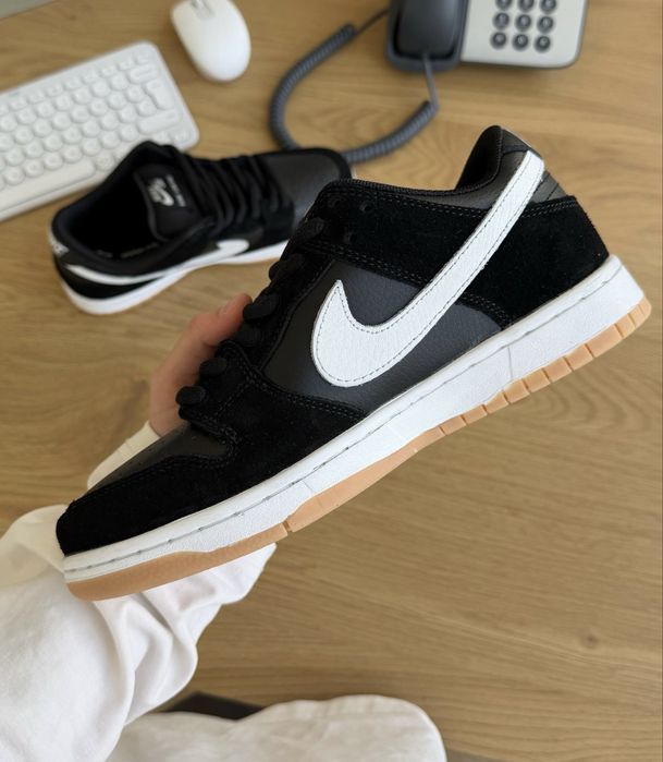 Жіночі кросівки Nike Dunk Black Gum найк сб данк чорні з білим