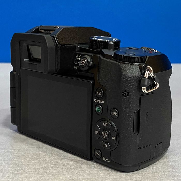 Panasonic Lumix DMC-G70 (Corpo) - 16MP - NOVA - 3 ANOS DE GARANTIA