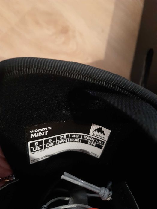Buty i zapięcia snowboardowe firmy BURTON