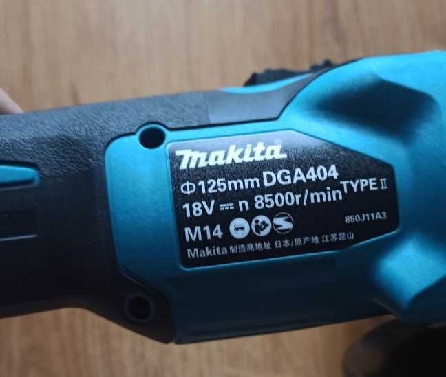 Szlifierka akumulatorowa Makita DGA404