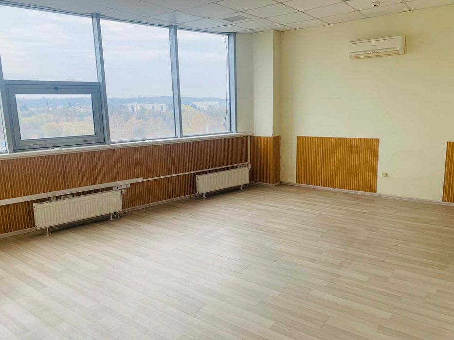 Оренда дворівневого приміщення з панорамним виглядом +тераса, 360м.кв.