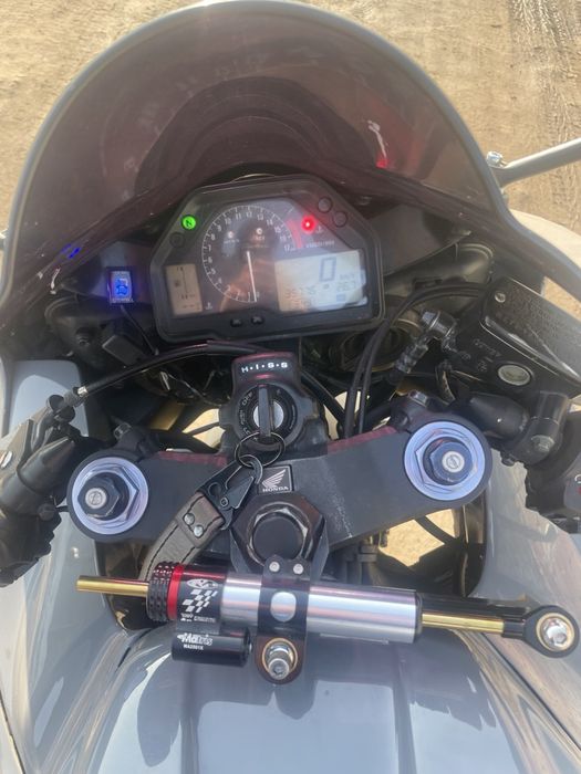 Мотоцикл Honda cbr 600rr
