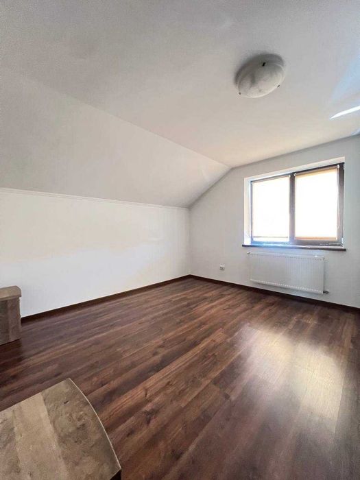 Продаж  БУДИНКУ 186 м2 з МІСЬКИМИ комунікаціями!