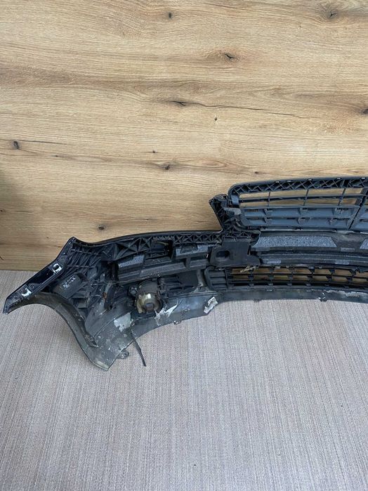 Zderzak przedni Mercedes w204 kolor 197