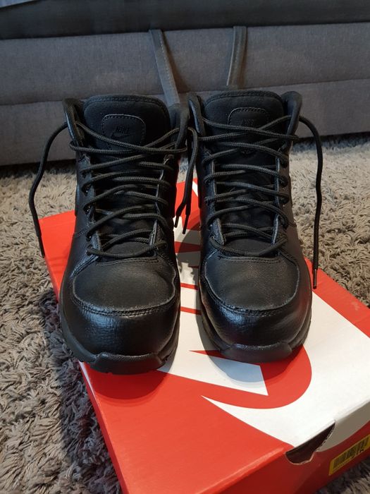 Buty zimowe nike 38.5