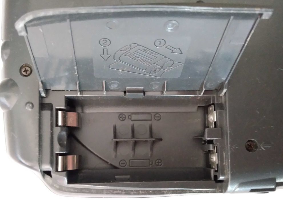 Sony D-E301 discman [uszkodzony]