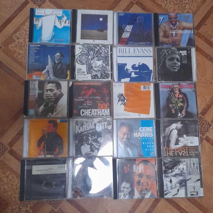 продам джаз компакт