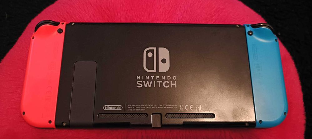 Nintendo Switch impecável