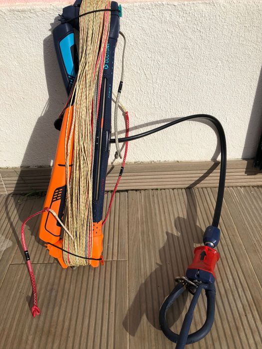 Vendo kite Duotone Neo SLS 9m com barra Click Bar (small size)