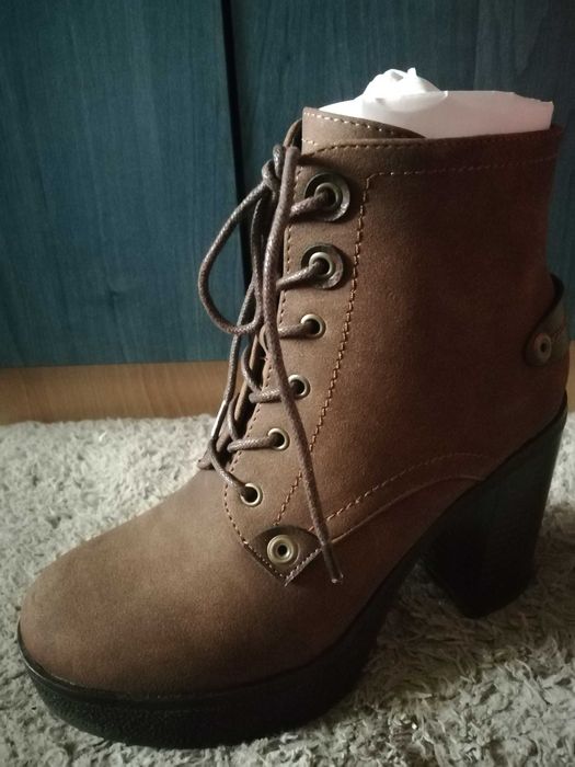 Botki nowe brązowe