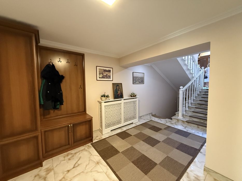 Терміново таунхаус навпроти парку Шевченка