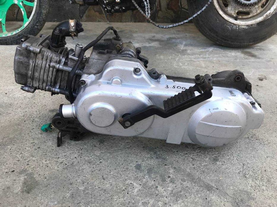 Двигатель на скутер 139QMB  80СС (капремонт)