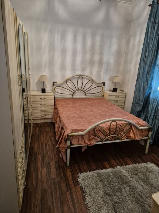 Alugo Quarto em Santa Iria de Azoia