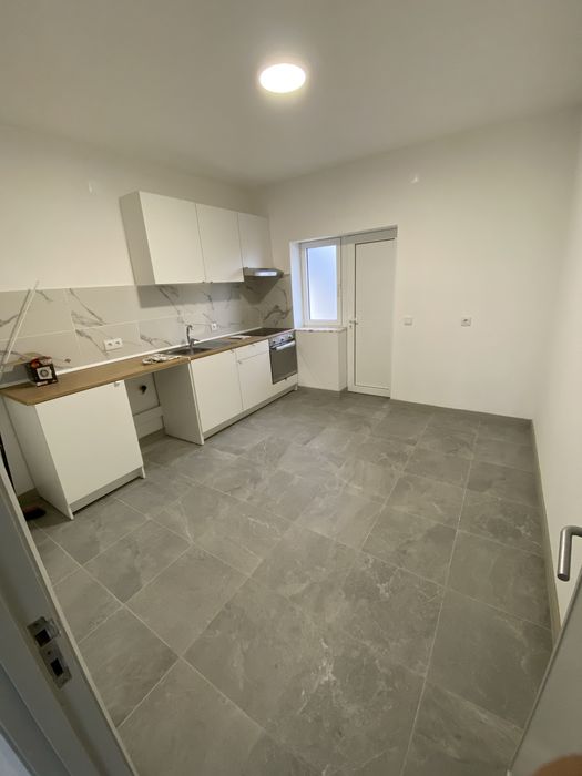 Arrendo t2 totalmente renovado