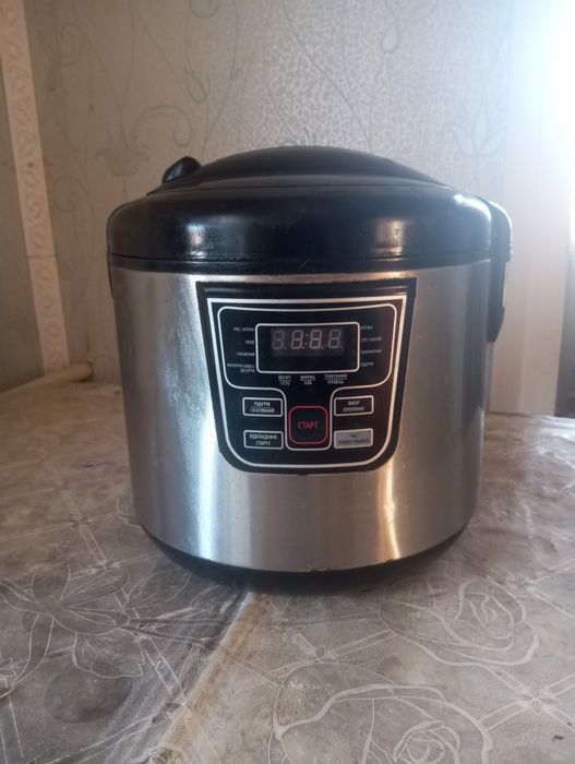 Мультиварка б/у Изюм