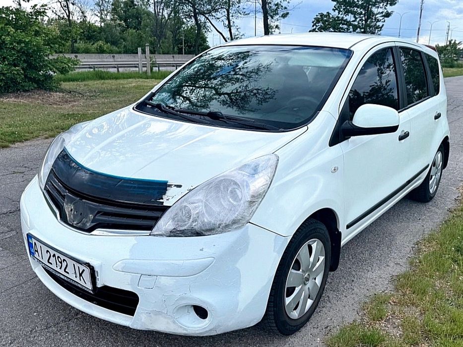 Nissan Note  2012 Після незначної ДТП. НА ВПЕВНЕНОМУ ХОДУ. Відмінний стан.