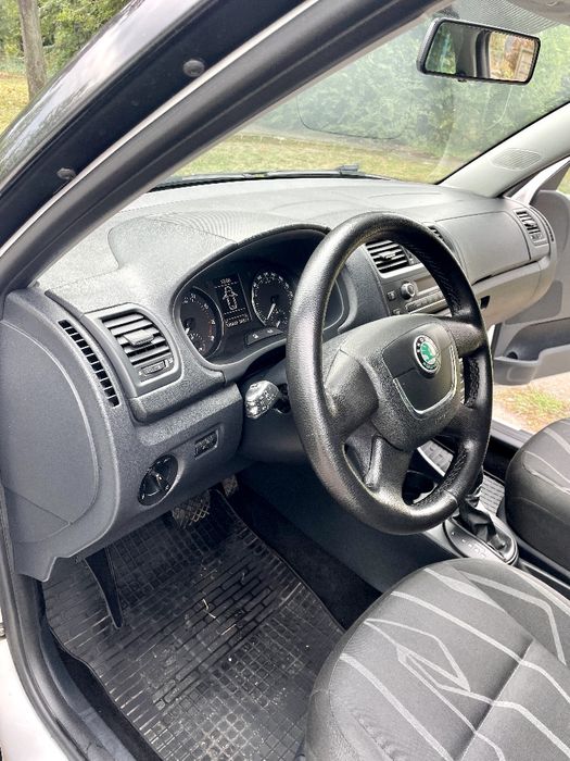 Skoda Fabia 2013рік.в рідній фарбі.автомат.