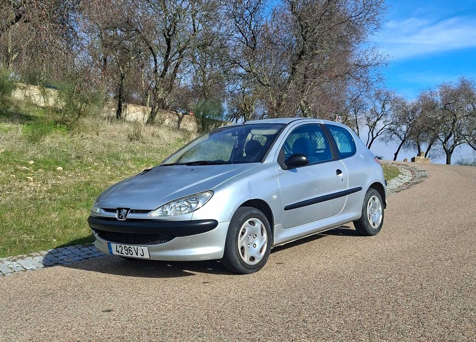 Peugeot 206 Van 1.4 Hdi, 65cv, 2003/257000 kms, Muito Boa Condição!