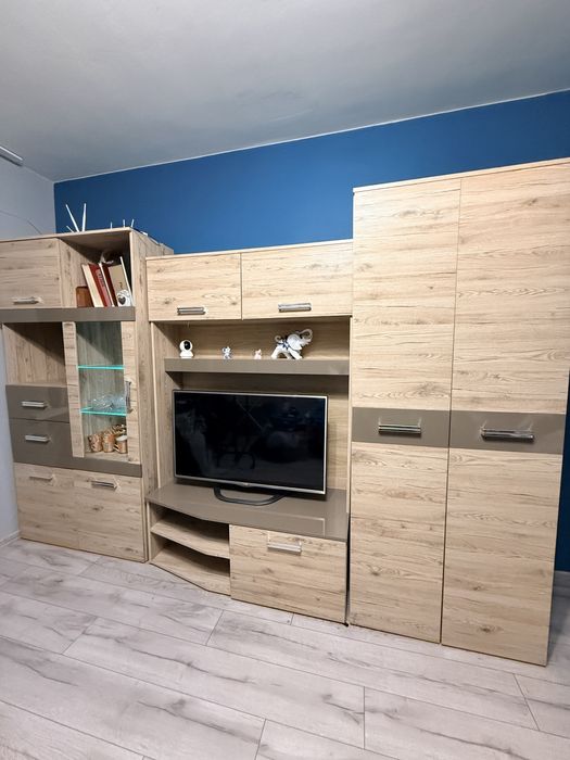 Meblościanka z oświetleniem LED