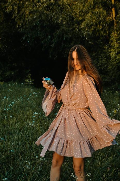 Сукня в горошок від бренду the lace