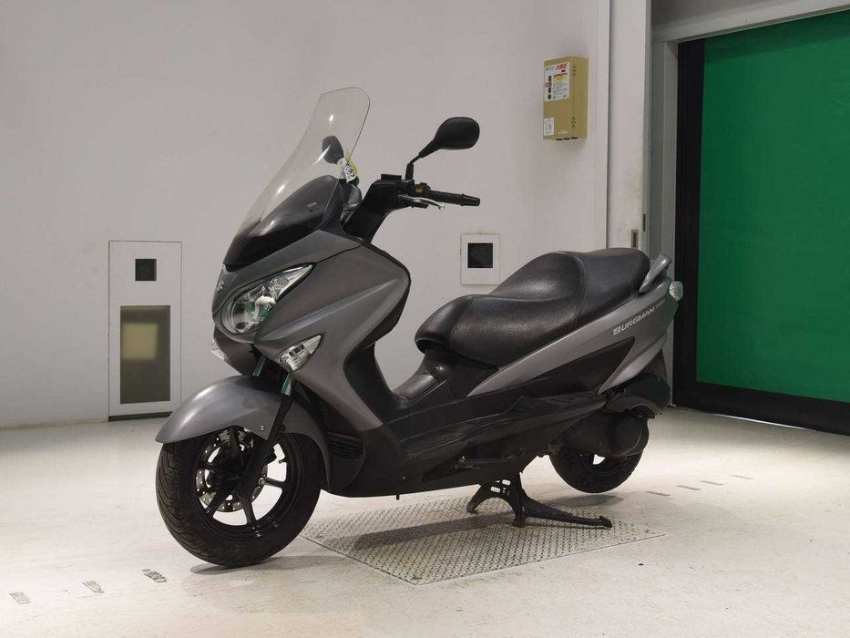 Скутер з Японії Suzuki BURGMAN 200 з документами в МРЕО в АртМото Суми