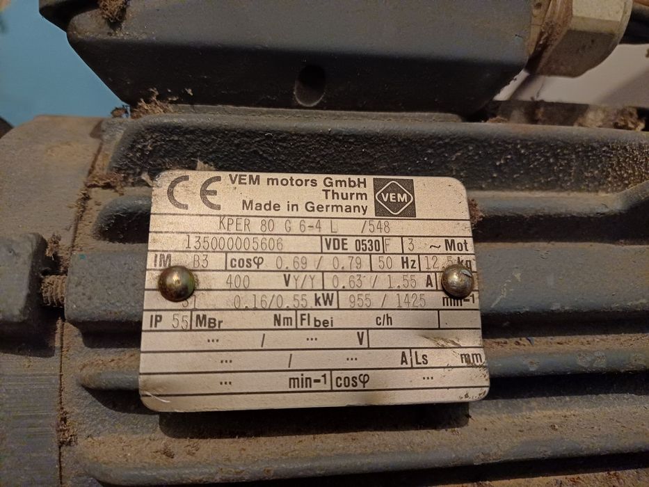 Silnik elektryczny  0,16/0,55 kw  955/1425r/min   7.5 11. 15kw