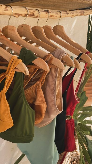 Bengaleiro, charriots em troncos naturais