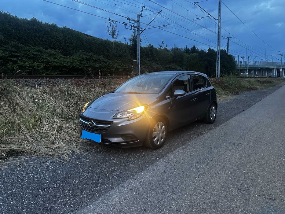 opel corsa E 1.4 benzyna 90 KM 2018 rok