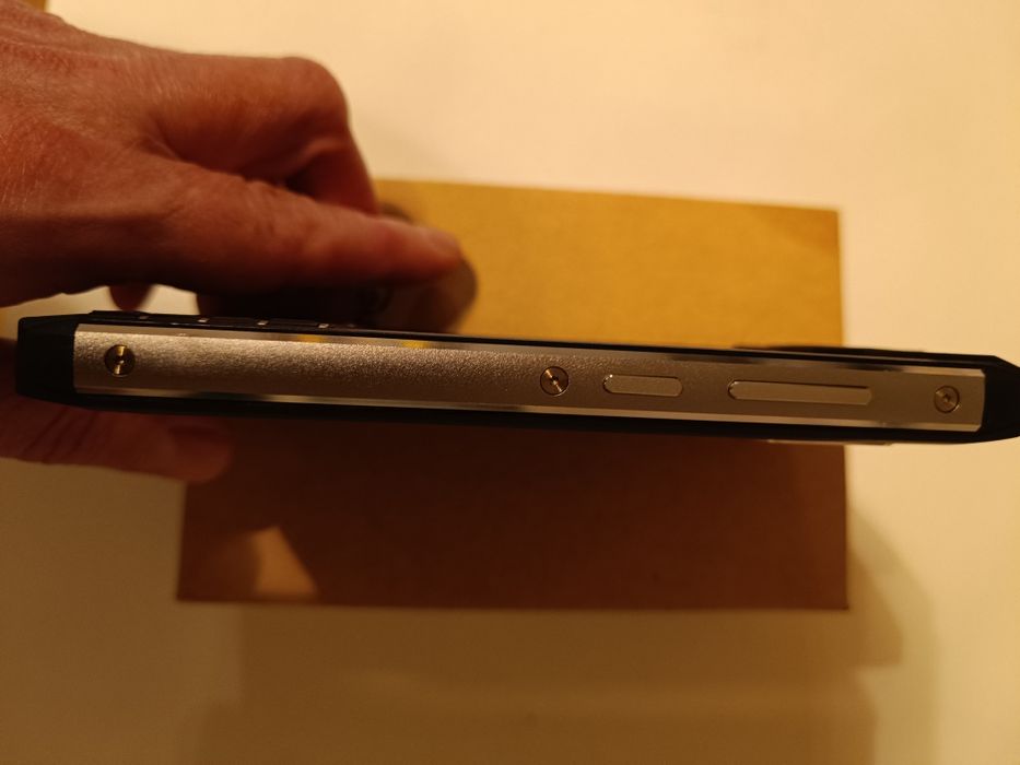 Telefon Unihertz Titan stan bardzo dobry Łódź