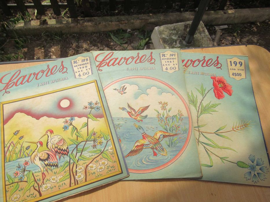 Lote de 16 Revistas  -" Lavores " anos 1959/60 e 61